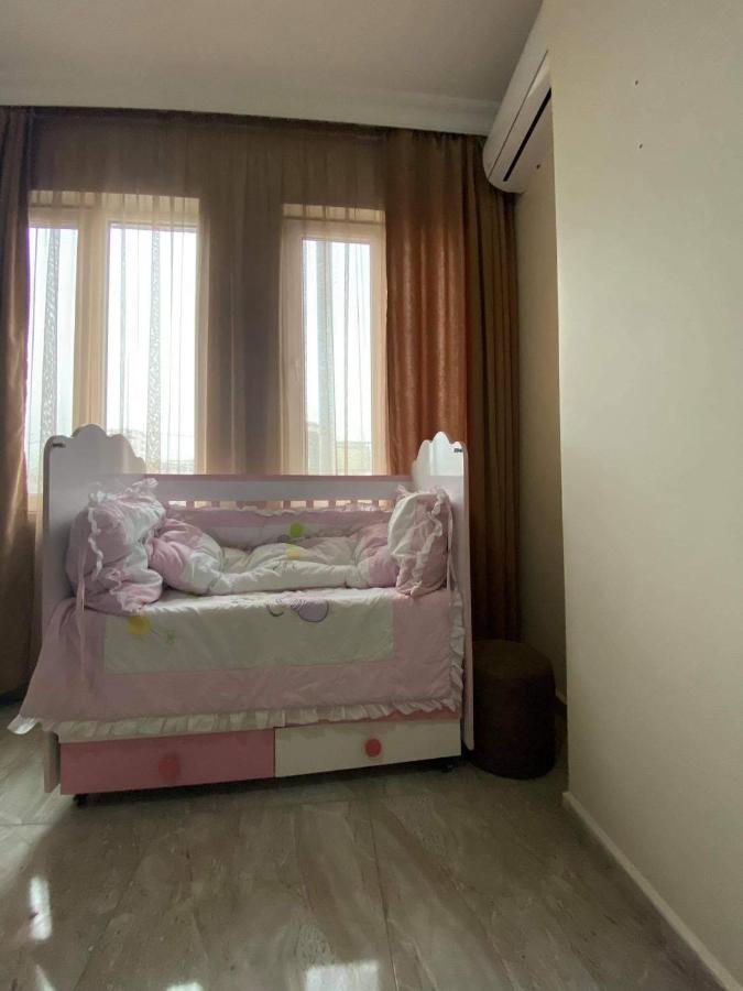 באטומי Family Hotel מראה חיצוני תמונה