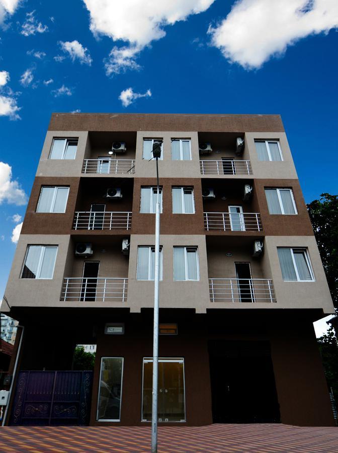 באטומי Family Hotel מראה חיצוני תמונה