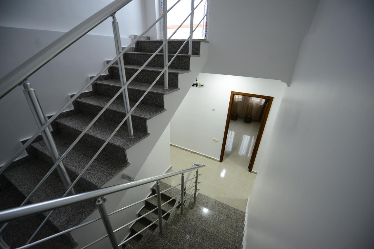 באטומי Family Hotel מראה חיצוני תמונה